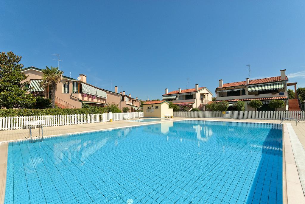 Villaggio Cristina Caorle Luaran gambar